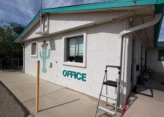 Cordes Jct & Rv Park Motel *